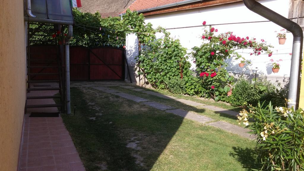 Zach Klara Utcai Apartman Visegrád Extérieur photo